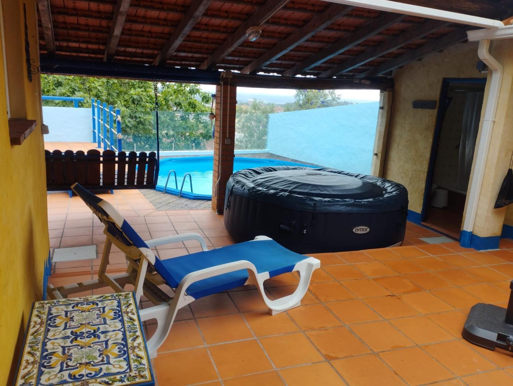 O Cantinho Local Holiday home